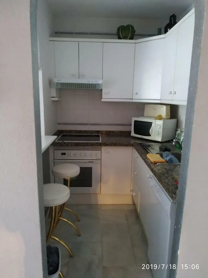 Apartamentos Dona Carlota Torremolinos 0*,  Spain